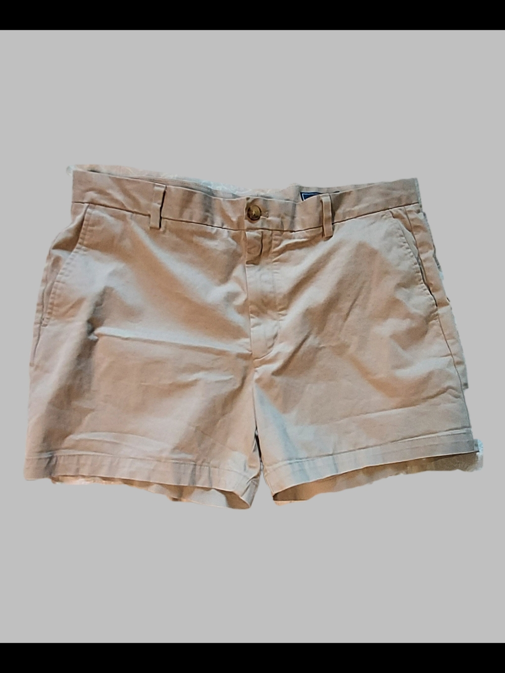 Vineyard Vines Men’s Cream Chino Bermuda Shorts 38
